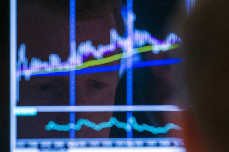 高瓴80亿港元入局金斯瑞:港股应声高涨20% 子公司却跌4.58%